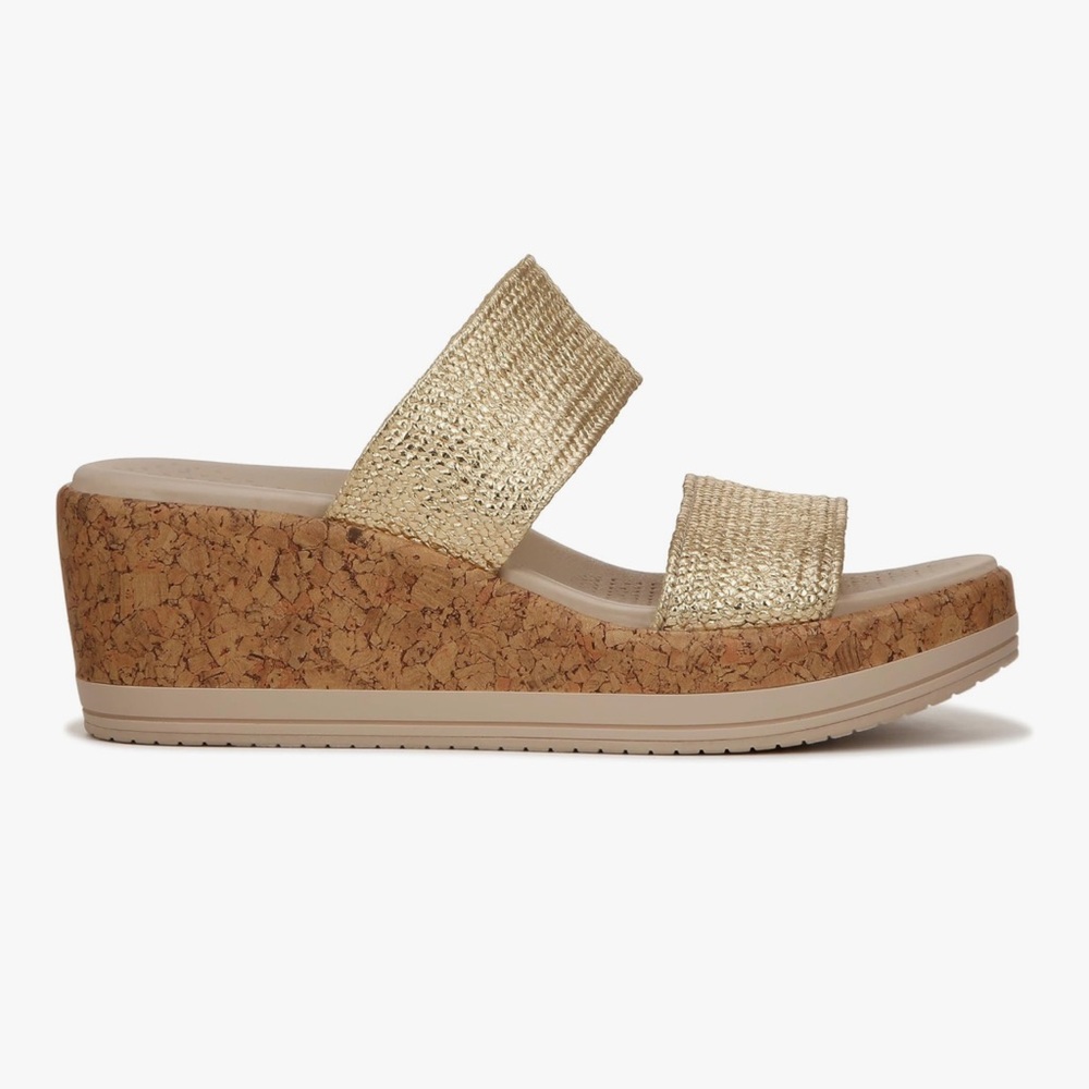 Bzees Gold Wedge Sandals